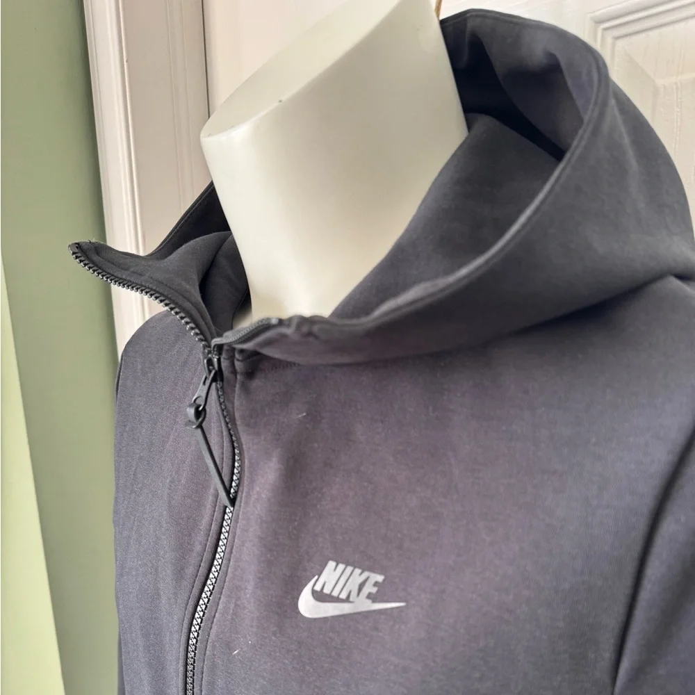 Mens Nike Tech Fleece Full Zip Jacket Size Medium - Picture 3 of 11